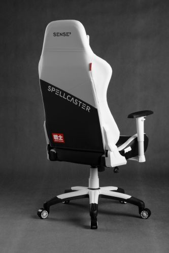 Hráčska stolička, kreslo SENSE7 Spellcaster Senshi Edition XL biela.